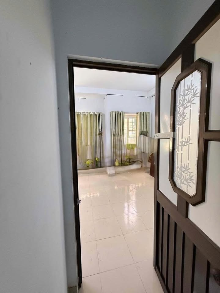 Nhà cho thuê Quận 7 49m² giá 8 triệu - Không gian sống thoáng đãng!