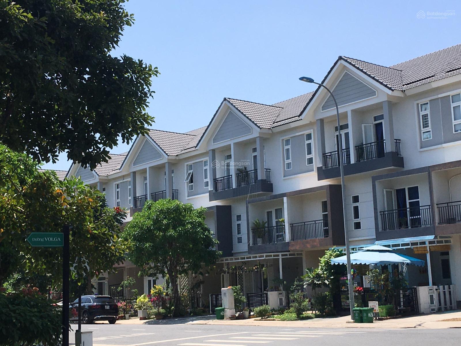 Nhà phố KDC Park Riverside, Bưng Ông Thoàn, 75m² giá 10,5 tỷ - Nội thất đẹp, tiện ích đầy đủ!