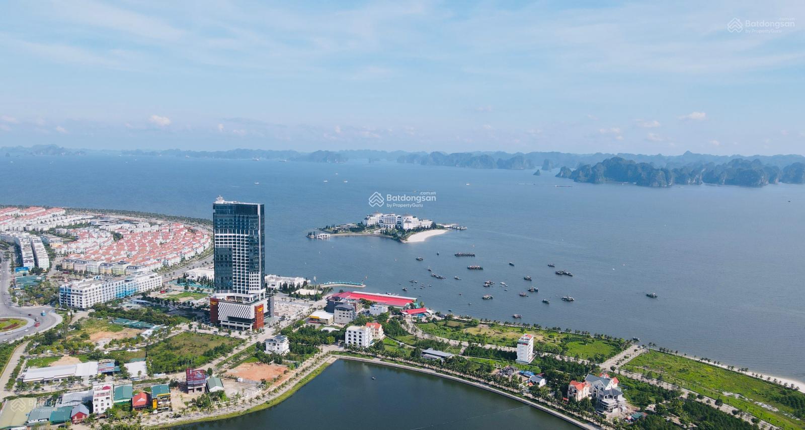 Bán gấp ô đất góc 600m² mặt biển Geleximco Bãi Cháy - Giá 18 tỷ