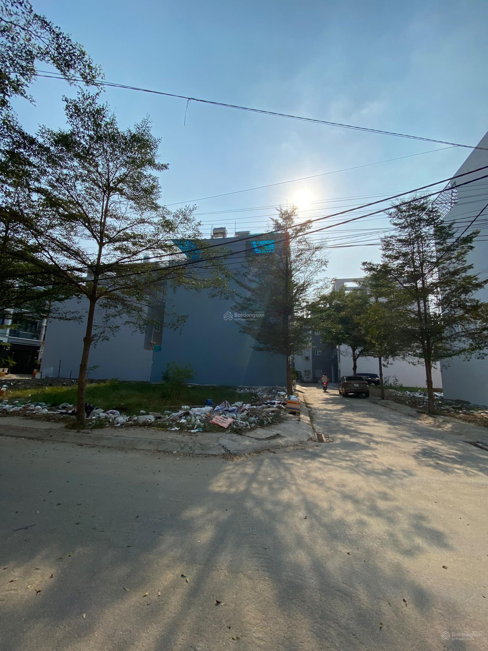 Bán nền đất sổ đỏ KDC Sài Gòn Mới lô góc trục 8m DT 71.7m² giá 5 tỷ - Ngay trung tâm Nhà Bè!