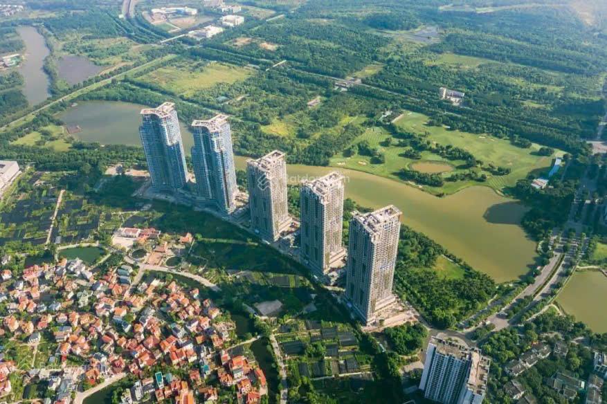 Căn hộ studio Onsen Ecopark 35m² giá 3.4 tỷ - View hồ Thiên Nga đẳng cấp!