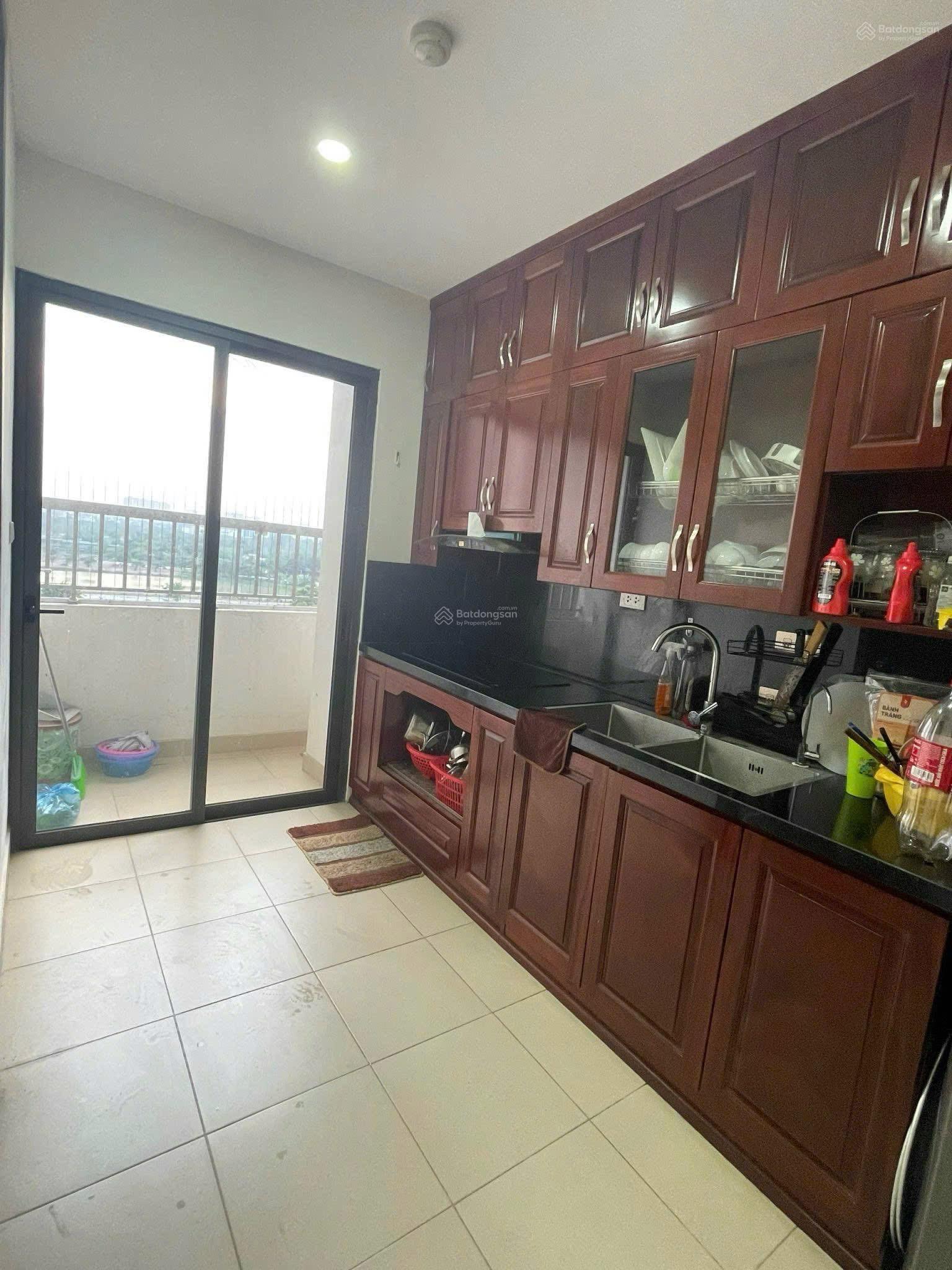 Căn hộ chung cư Osaka Complex Hoàng Mai 76m² giá 4.68 tỷ - Sổ đỏ chính chủ, tiện ích đầy đủ!