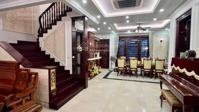 Nhà phố kinh doanh LK Văn Phú 80m² giá 17.9 tỷ - Tiềm năng sinh lời cao!