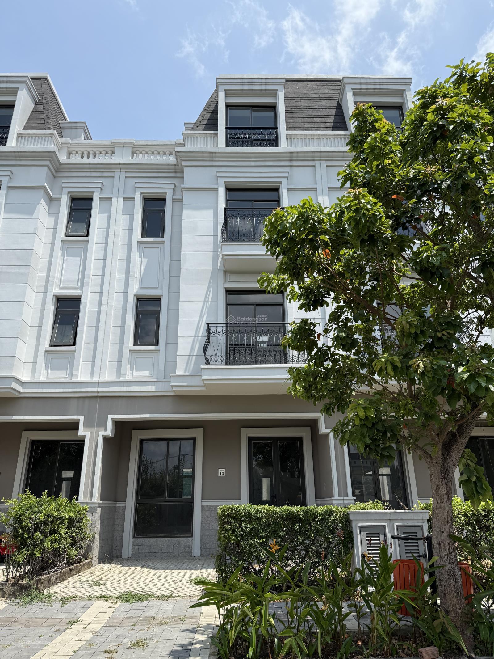 Nhà phố Amelie Villa Phú Mỹ Hưng 120m² giá 10.1 tỷ - Khu compound an ninh tuyệt đối!