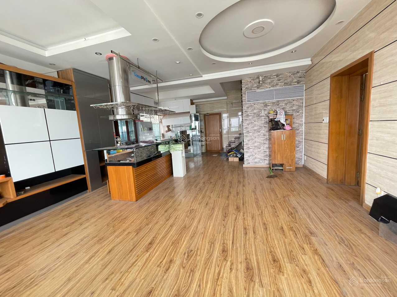 Căn hộ penthouse Phú Hoàng Anh 150m² giá 5.5 tỷ - View toàn thành phố, giao ngay!