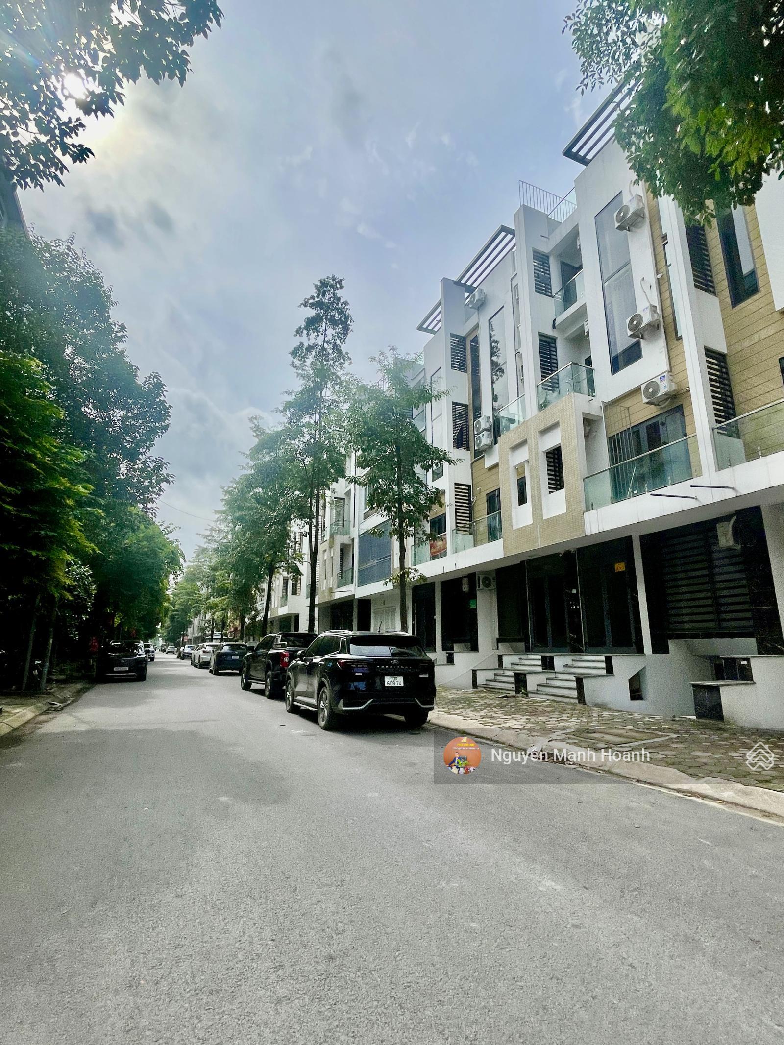 Bán nhà Liền Kề 5 tầng tại Thanh Hà Mường Thanh, giá chỉ 10.5 tỷ - Kinh doanh và ở ngay!