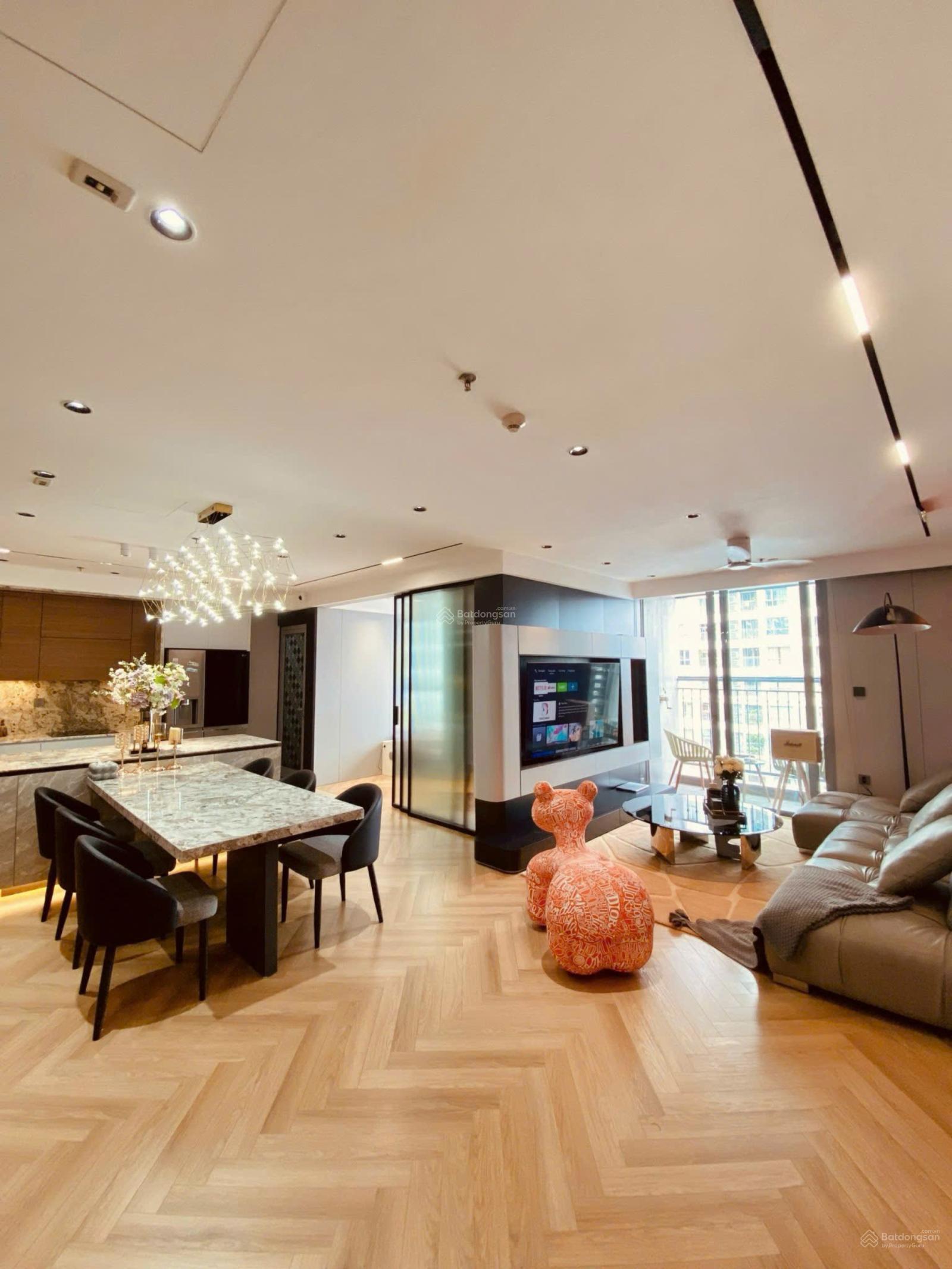 Căn hộ Park 8 Vinhomes Times City 143m² giá 21 tỷ - Thiết kế sang trọng, view thoáng