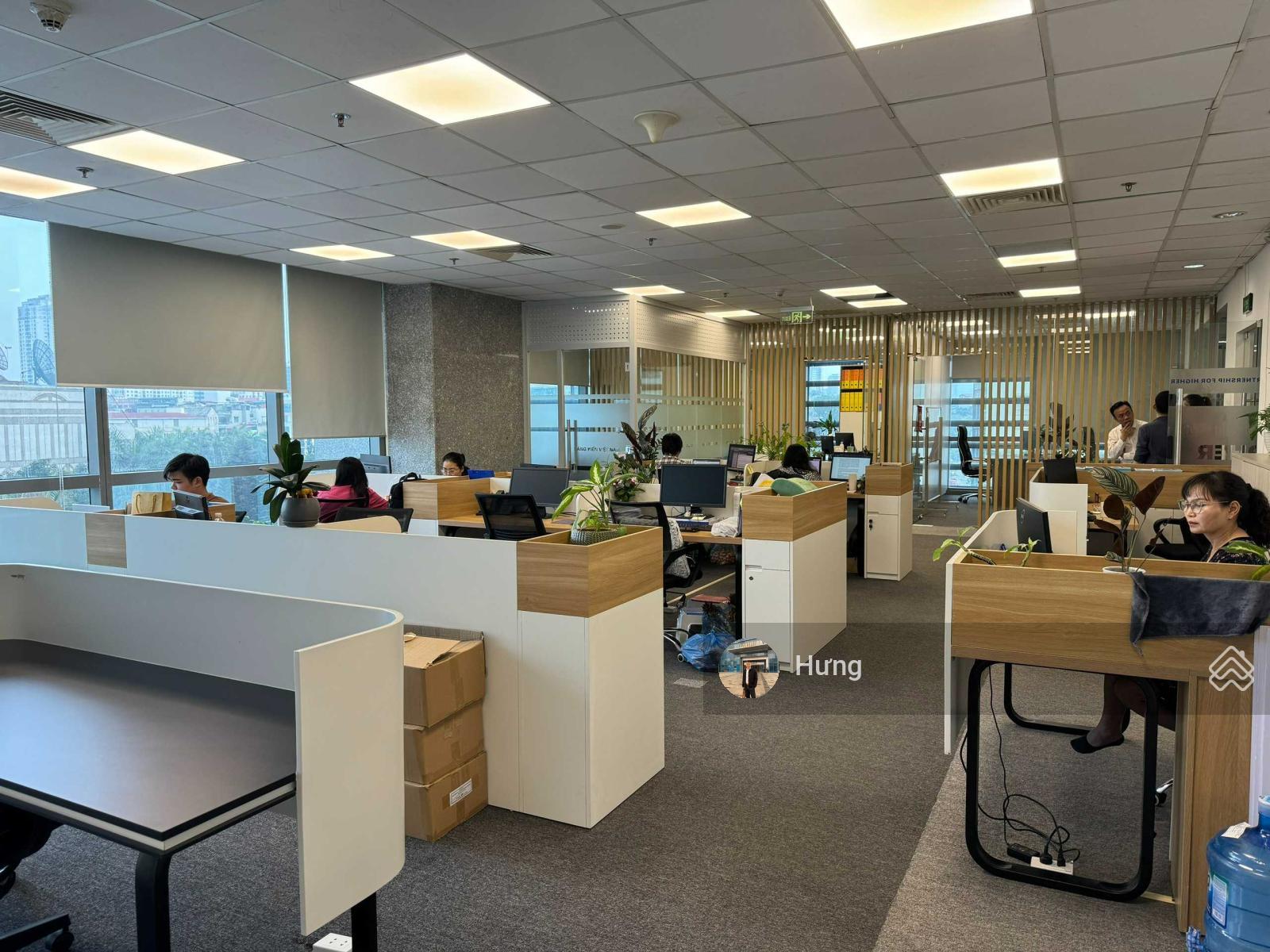 Cho thuê văn phòng sẵn nội thất tại CEO Phạm Hùng 70m² - 1000m² giá chỉ 200k/m²