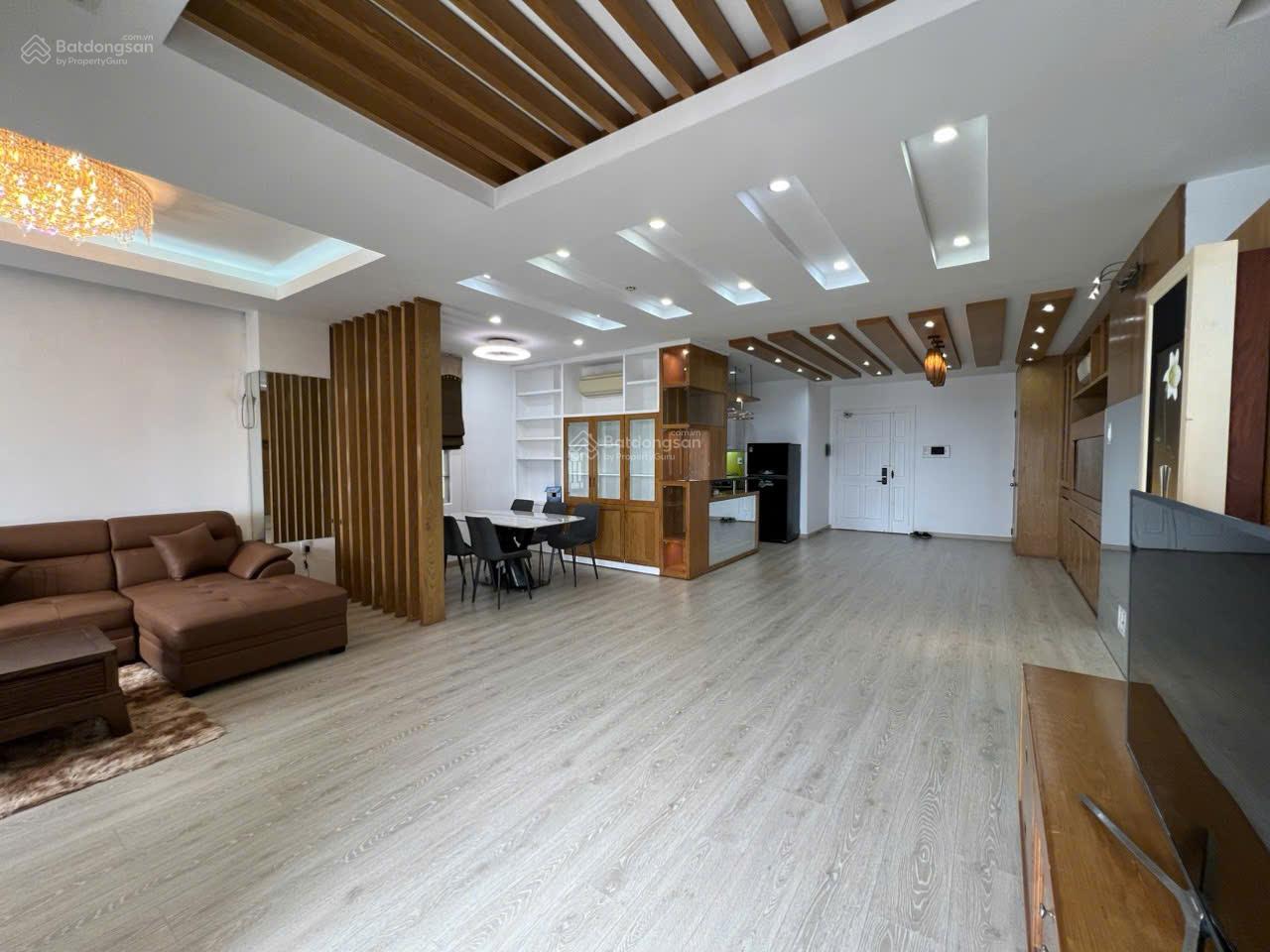 Căn hộ penhouse Hoàng Tháp Bình Chánh 145m² giá 20 triệu - Không gian sống lý tưởng sát sông!