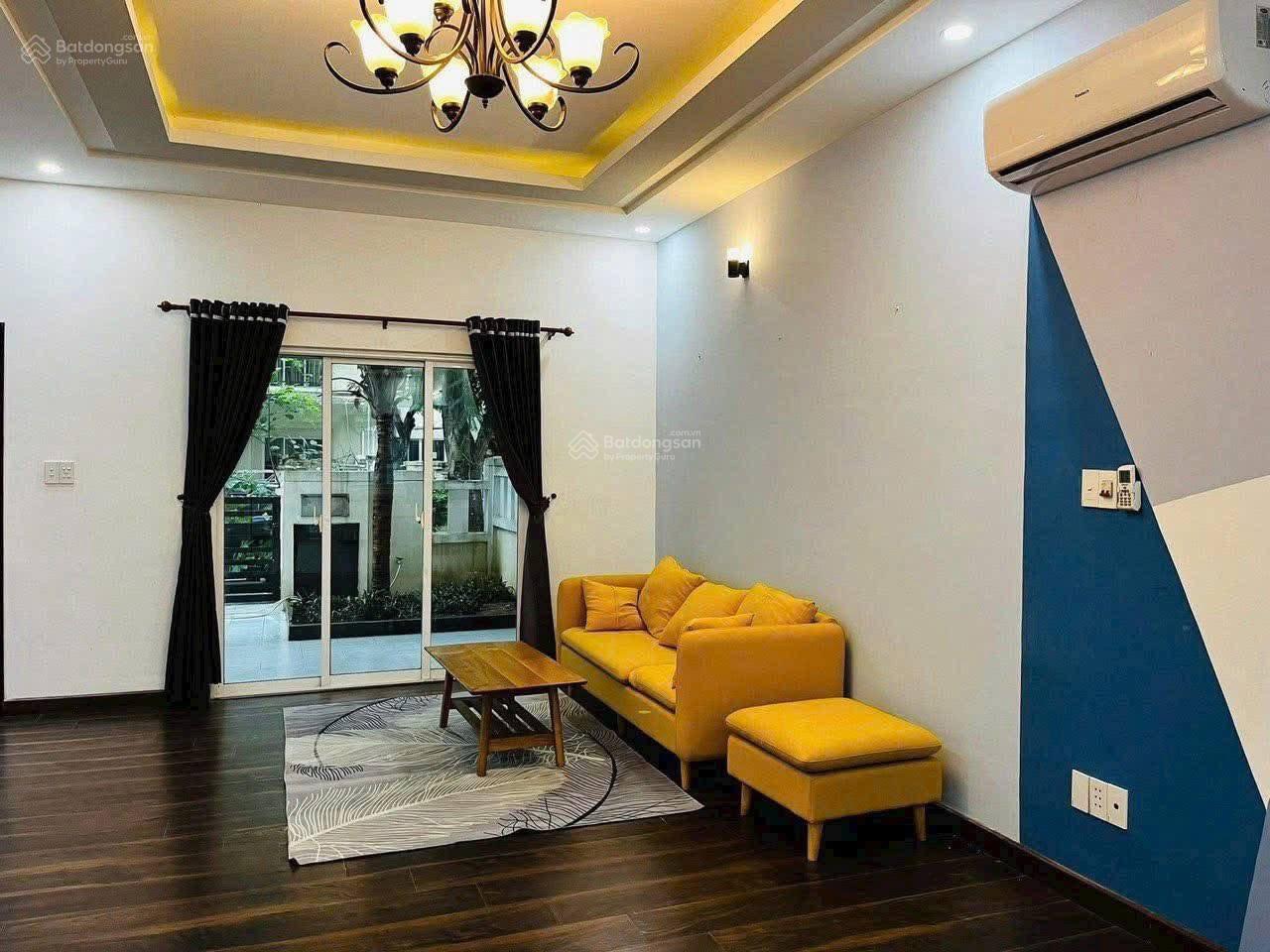 Nhà Ecolakes Bến Cát 120m² giá chỉ 12 triệu - Không thể bỏ lỡ!