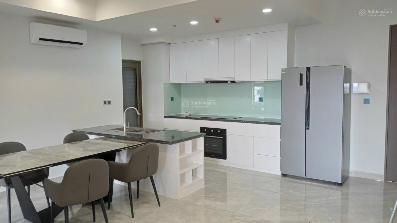 Căn hộ Midtown M8 Quận 7 124m² giá 15x tỷ - View sông tuyệt đẹp!