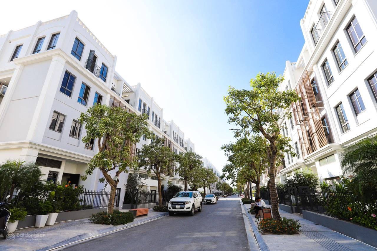 Chính chủ cần bán gấp căn liền kề tại The Manor Central Park Hoàng Mai - 75m² chỉ 32,3 tỷ!