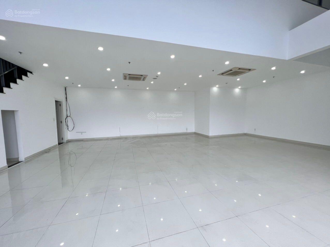 Shophouse 100m² tại Florita Quận 7 giá 25 triệu - View hồ bơi đẹp