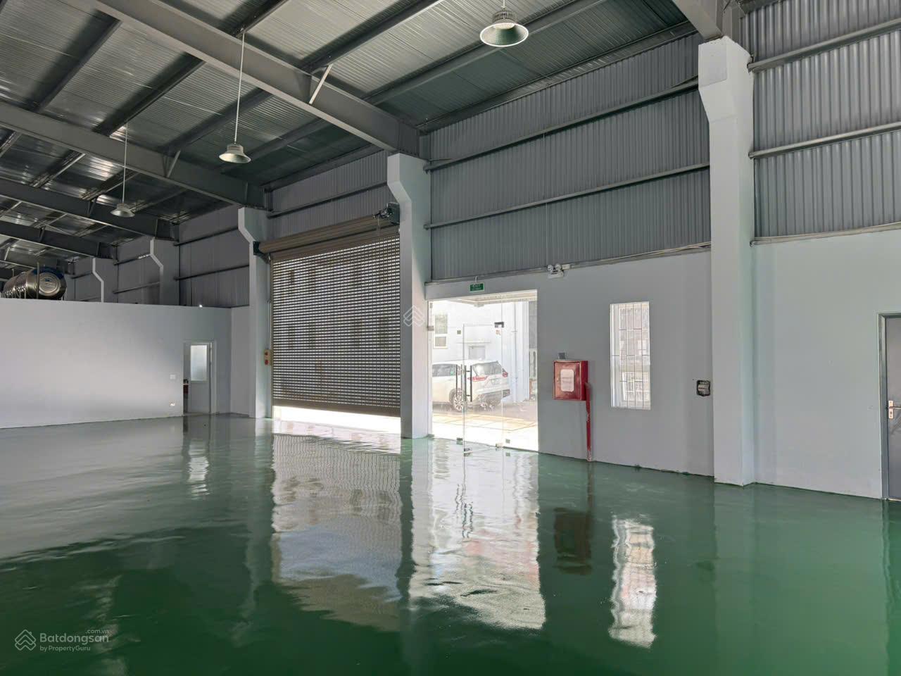 Cho thuê kho xưởng 2000m² KCN Đồng Văn - Pháp lý đầy đủ, giá tốt!