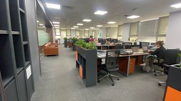 Văn phòng cho thuê tại Golden Palace - Mễ Trì 350m² giá 195.000đ/m²/th - Dịch vụ chuyên nghiệp