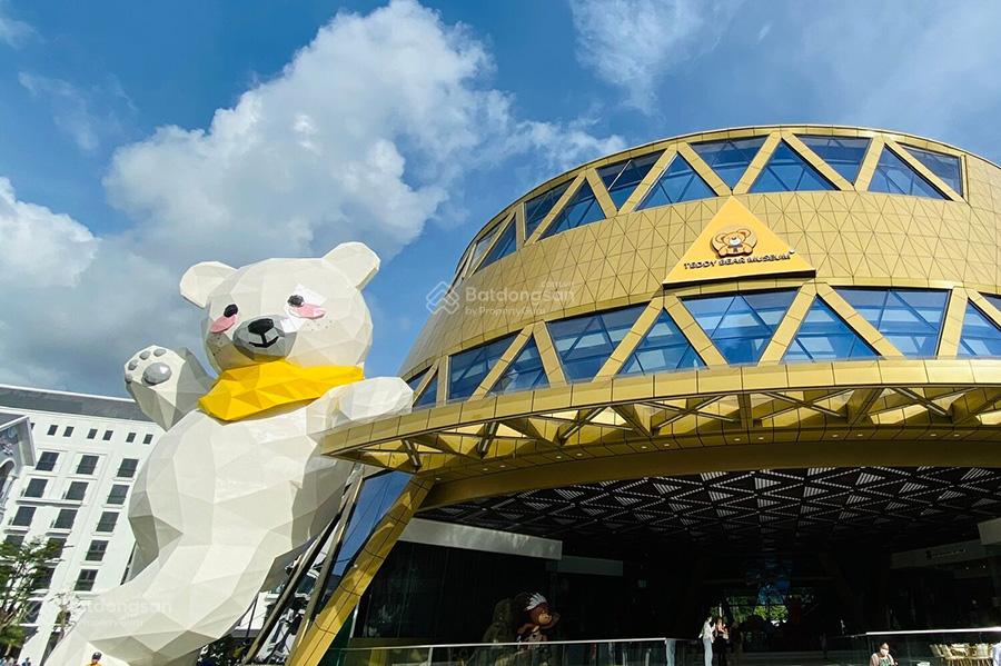 Shophouse GrandWorld & VinWonders Phú Quốc 150m² giá 20 triệu - Cơ hội sinh lời ngay lập tức!