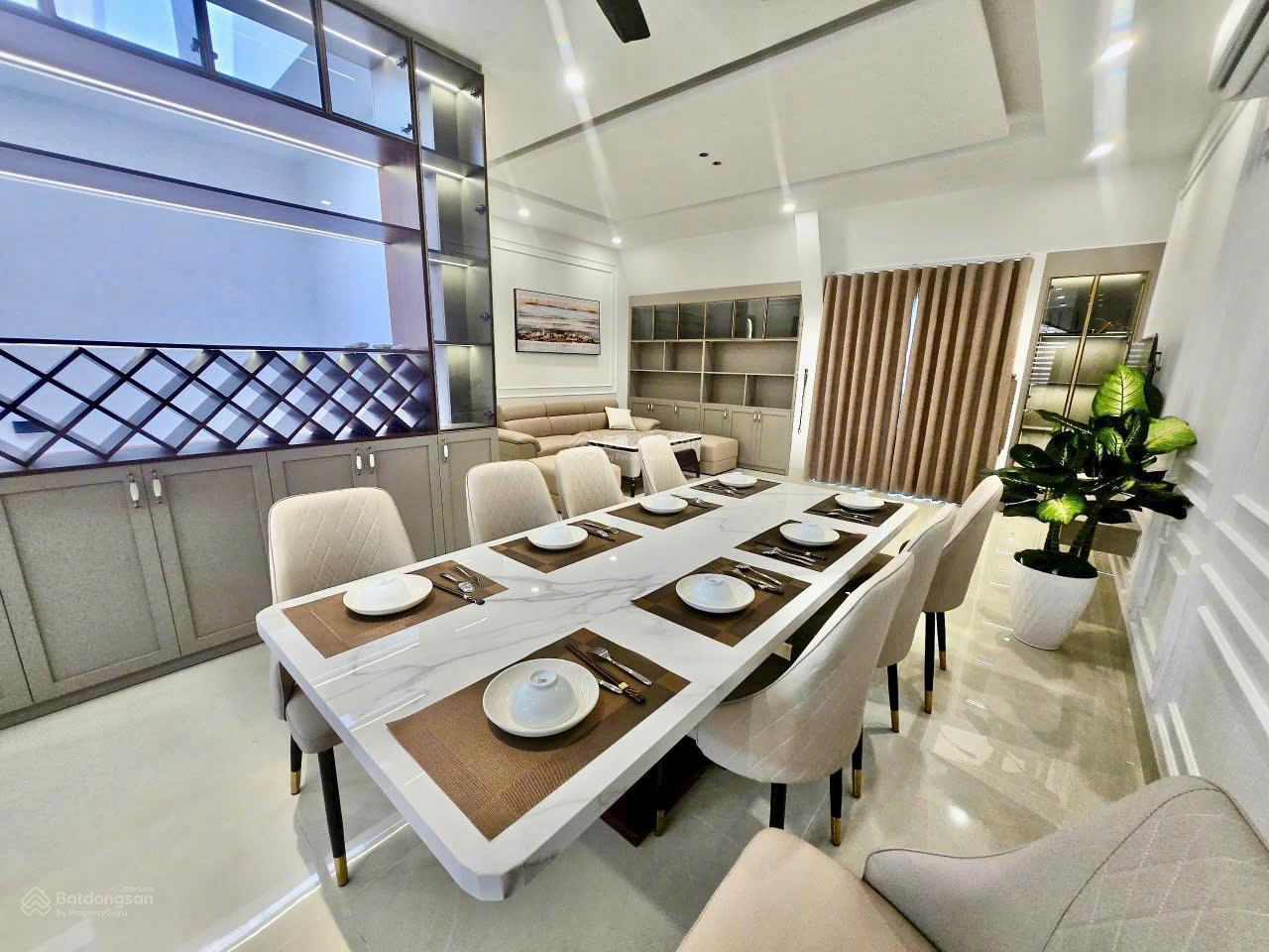 Shophouse cho thuê Regal Pavillon Hóa Sơn 380m² giá 55 triệu - Phong cách Châu Âu sang trọng!