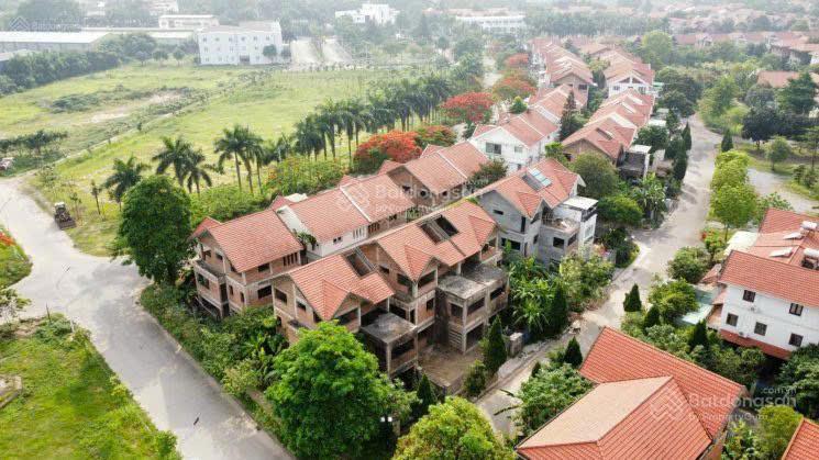 Cho thuê biệt thự tại KĐT Quang Minh 250m² - Giá chỉ 11 triệu VND