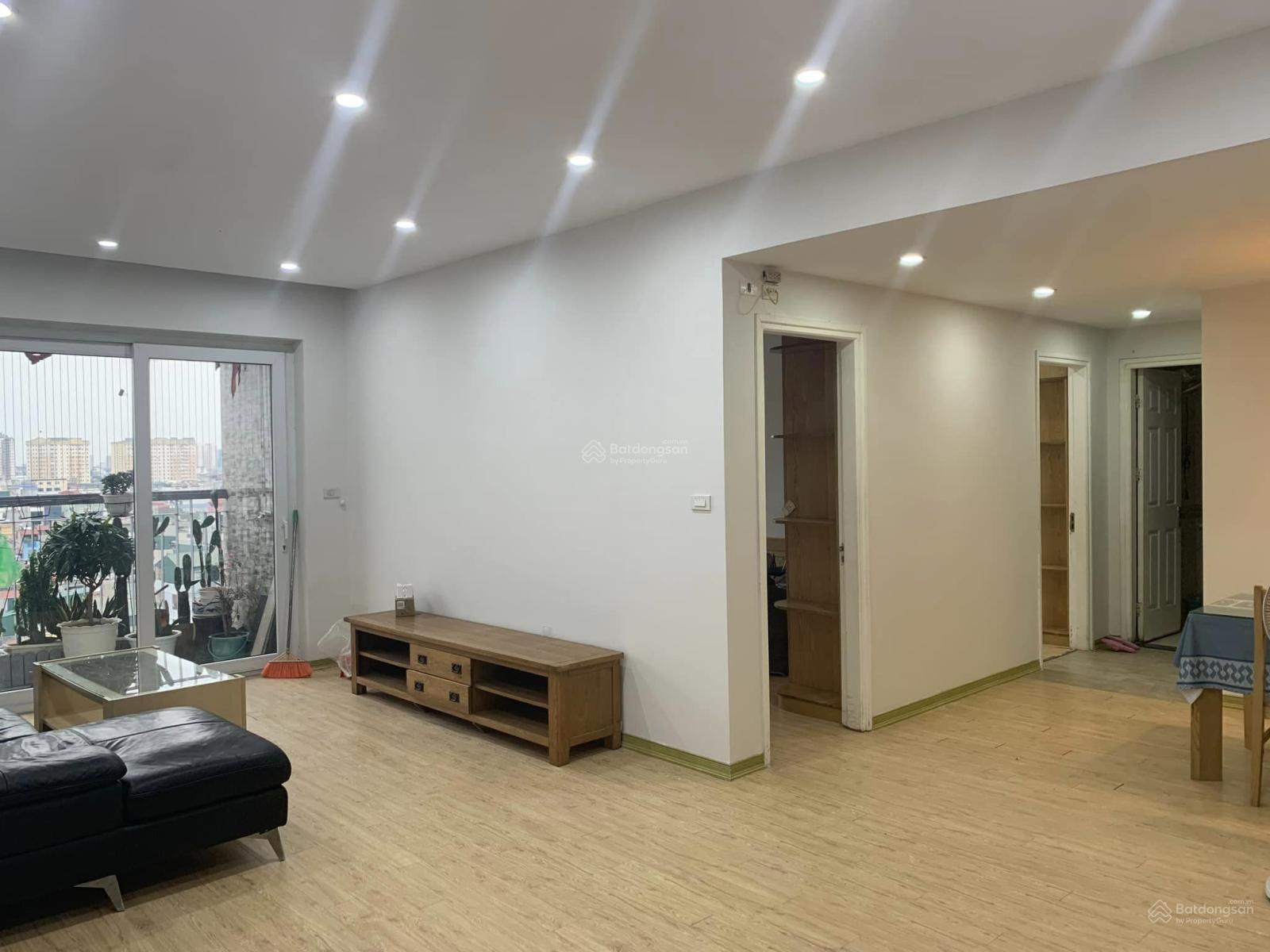 Căn hộ Vimeco II Nguyễn Chánh 136m² giá 8.9 tỷ - Tầng góc view toàn thành phố!
