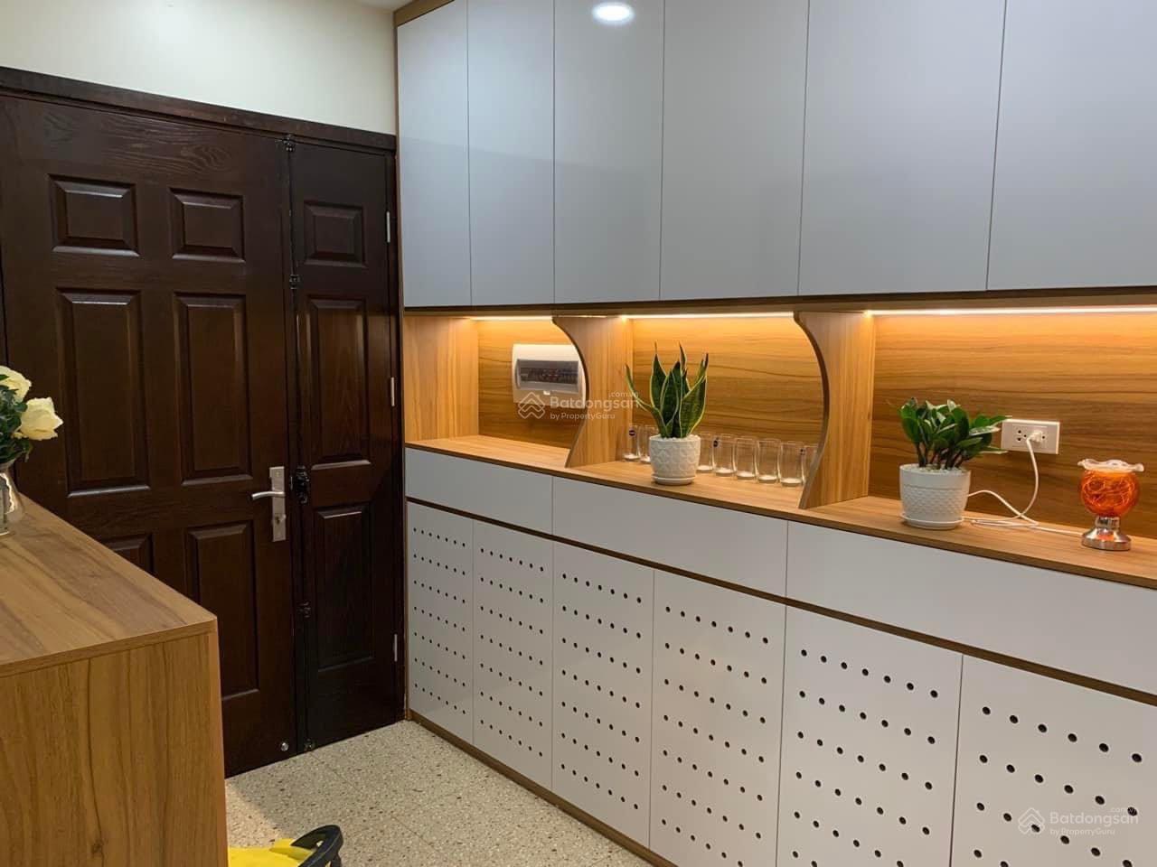 Căn hộ Vimeco II - Cầu Giấy 88m² giá 12 triệu - Đầy đủ nội thất, vào ở ngay!