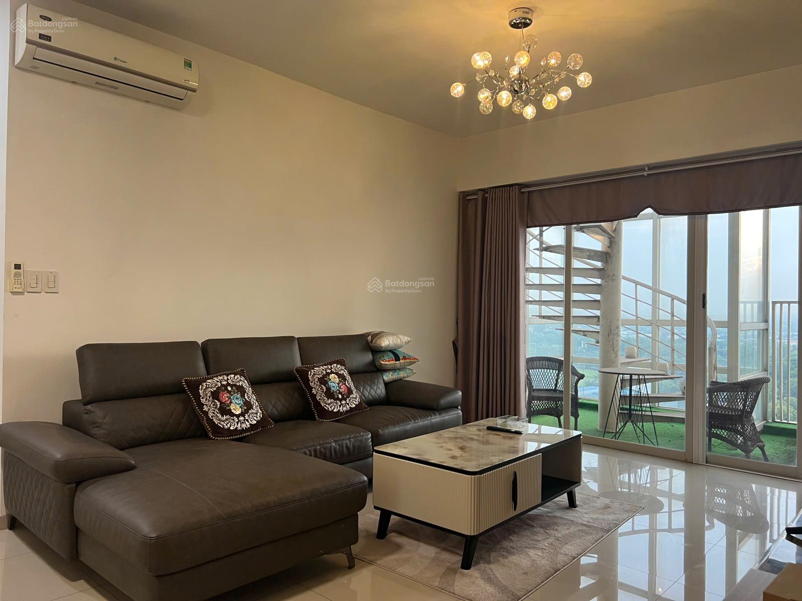 Cho thuê căn hộ Penthouse 125m² tại The Canary Heights - View sân Golf Sông Bé