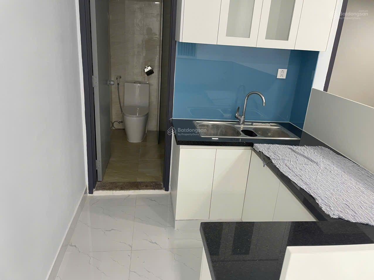 Căn hộ chung cư Tân Bình Apartment 80m² giá 7.5 triệu - Căn góc tầng 15 view đẹp!