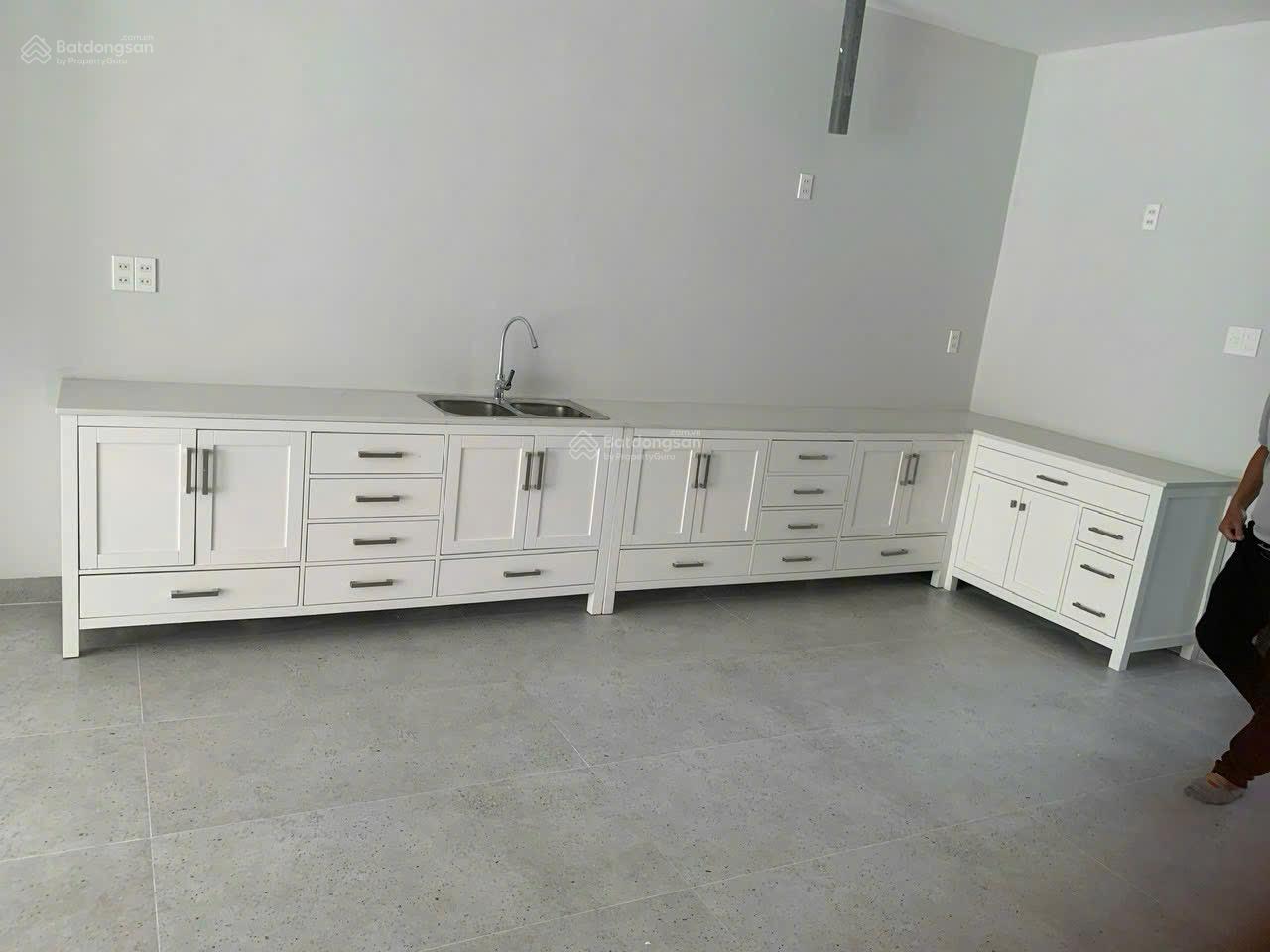 Nhà phố cho thuê tại Lavilla Green City Tân An 100m² giá 9,99 triệu - Thiết kế hiện đại, phong thủy tốt!