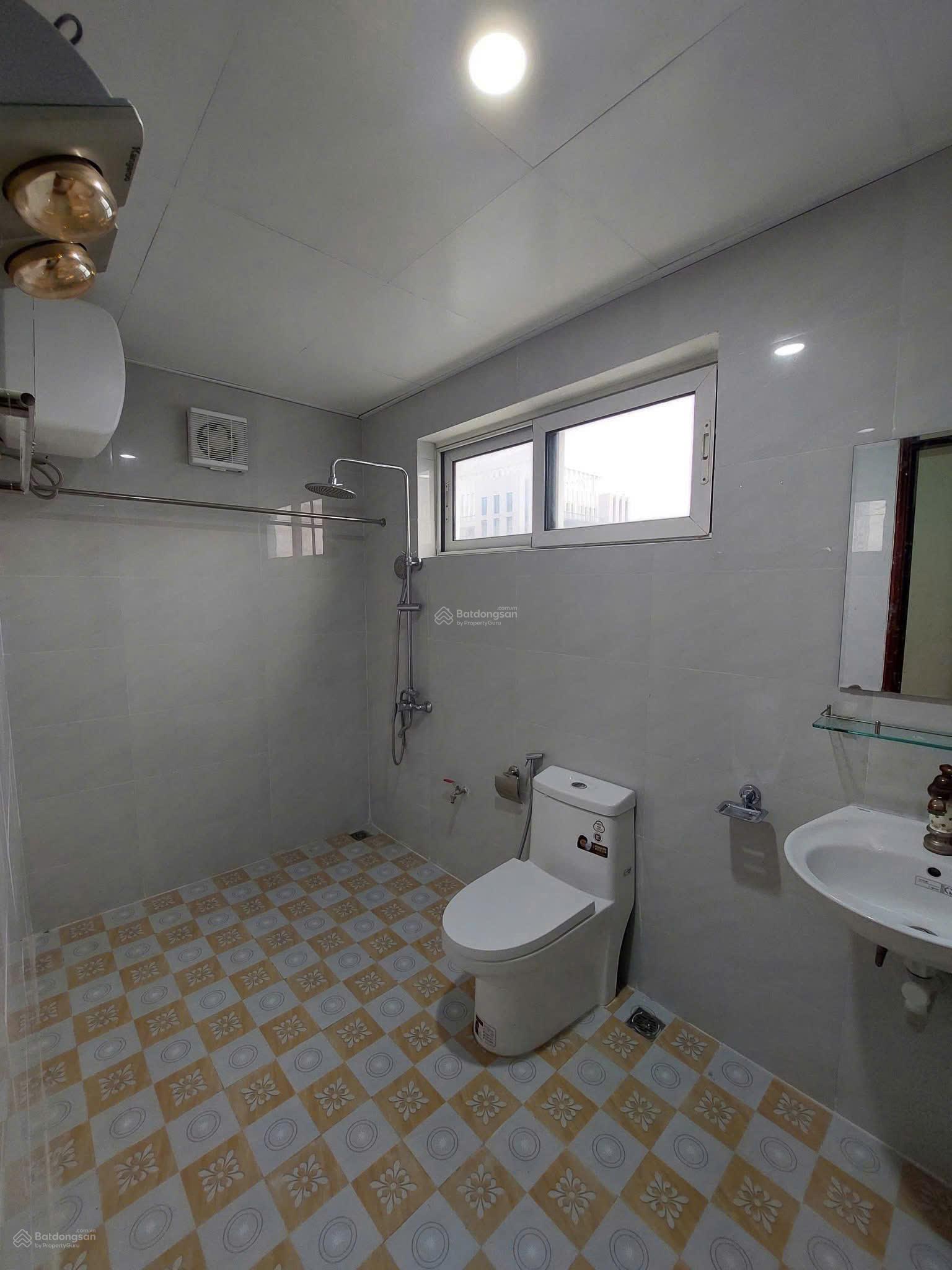 Chung cư An Lộc Gò Vấp 120m² giá 9.5 triệu - Căn góc thoáng mát!