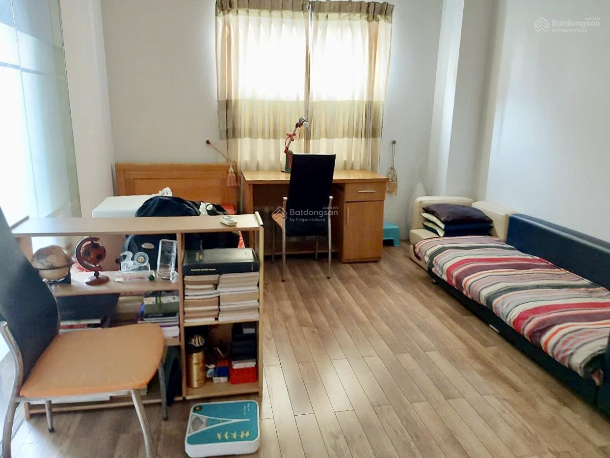 Căn hộ cho thuê 2PN 95m² tại Cầu Giấy chỉ 14,5 triệu - Hướng Đông Nam, view đẹp!