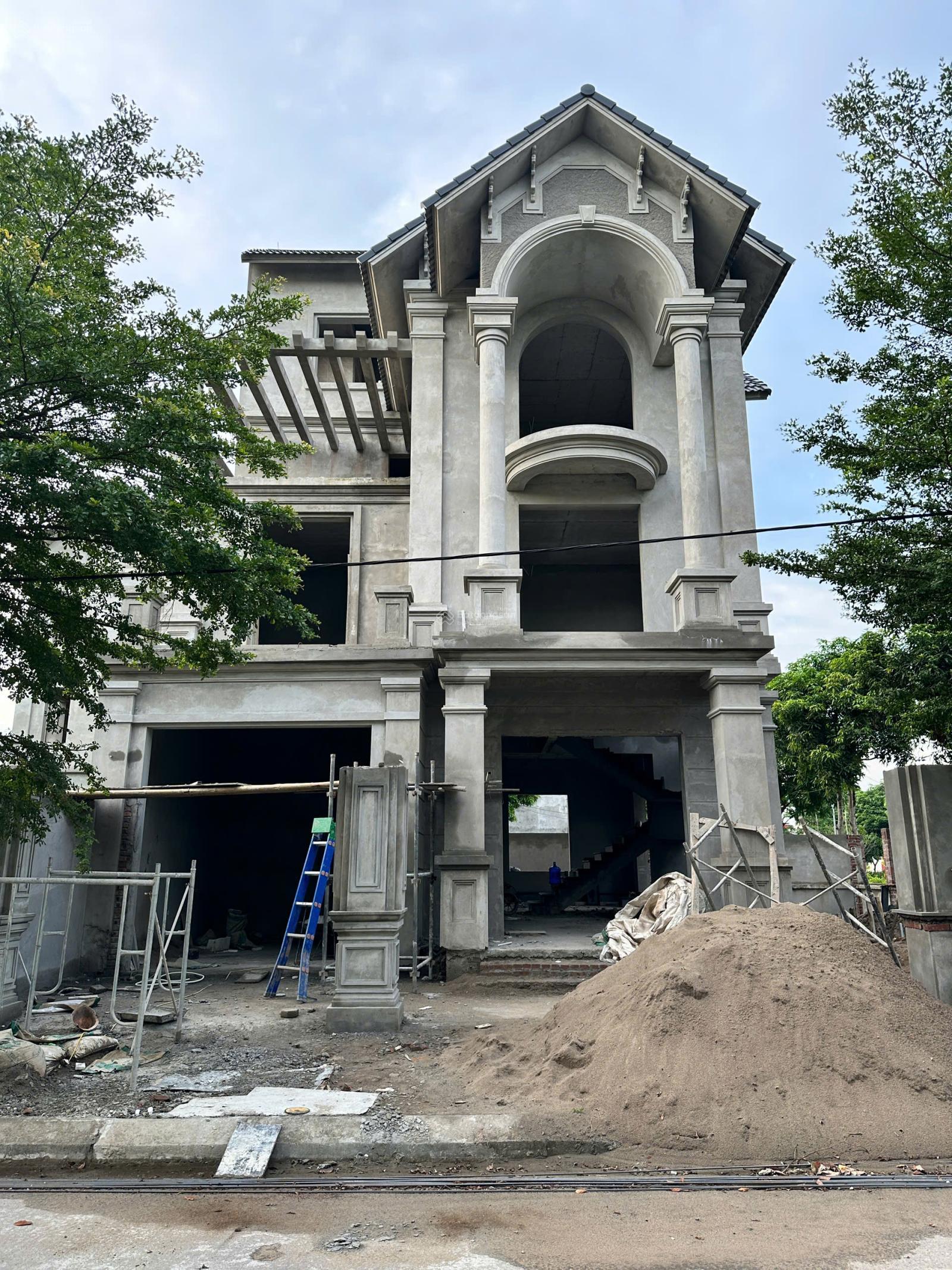 Cần bán biệt thự 280m², mặt tiền 16m, hướng Nam - Khu đô thị Thiên Mã