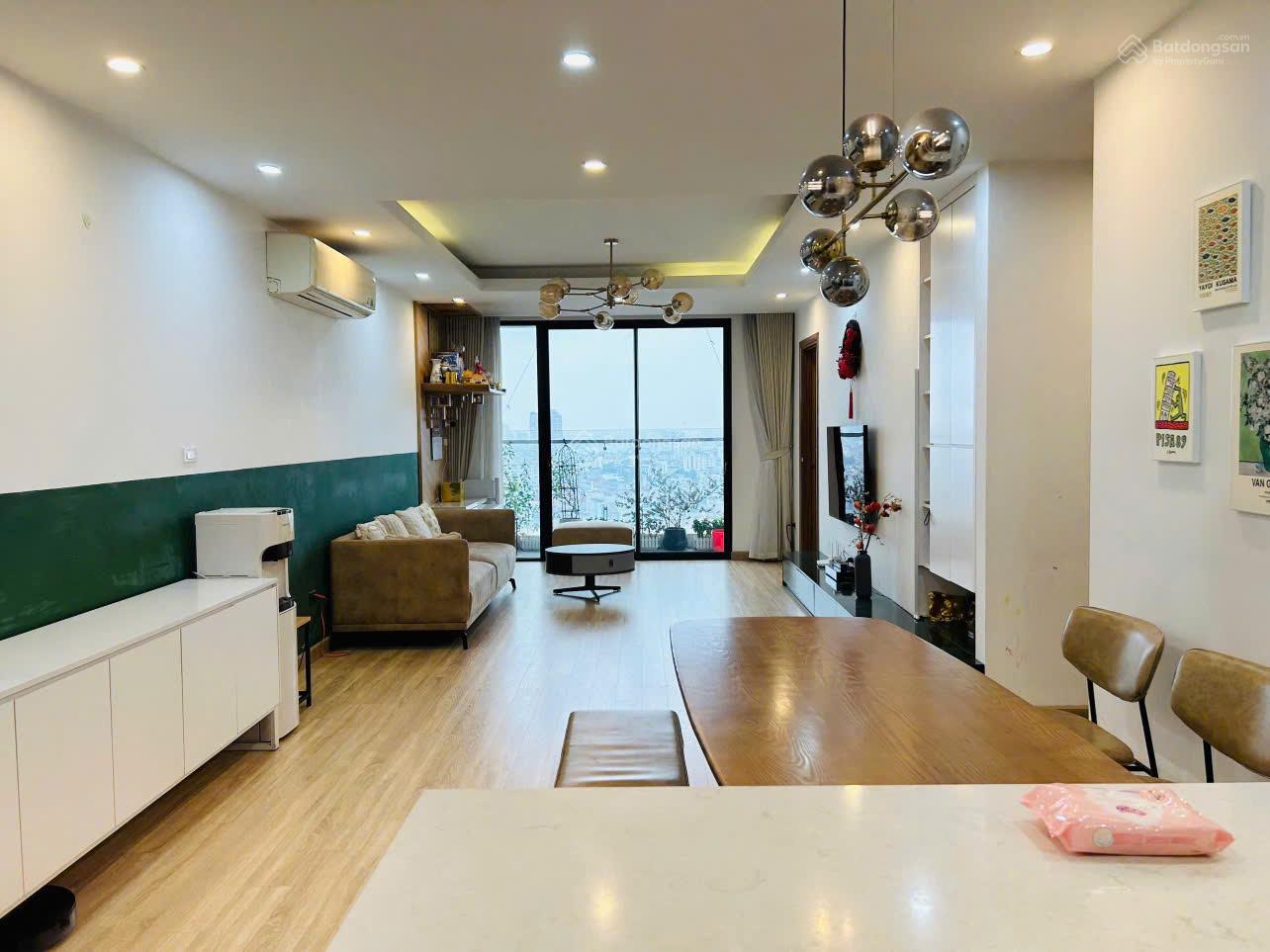 Căn hộ E4 Yên Hòa Park View 100m² giá 17 triệu - Nhà mới vào ở ngay!