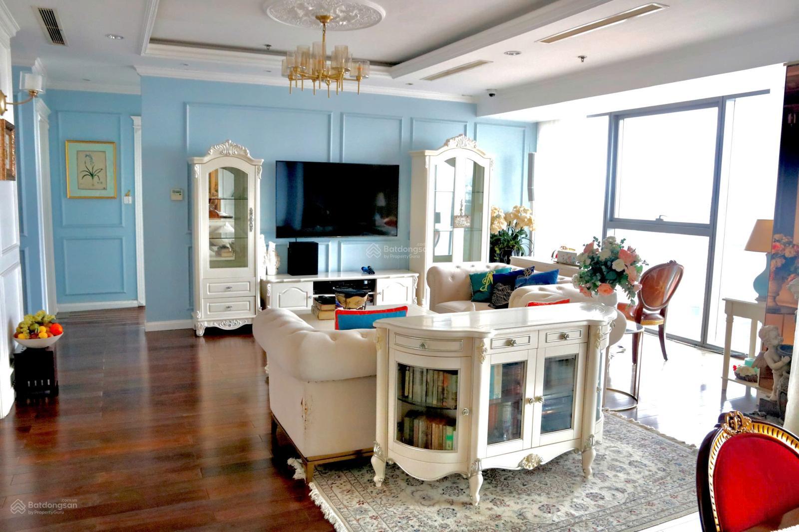 Căn hộ Vinhomes Đồng Khởi 3PN 173m² giá 75 triệu - View Bitexco đẳng cấp!