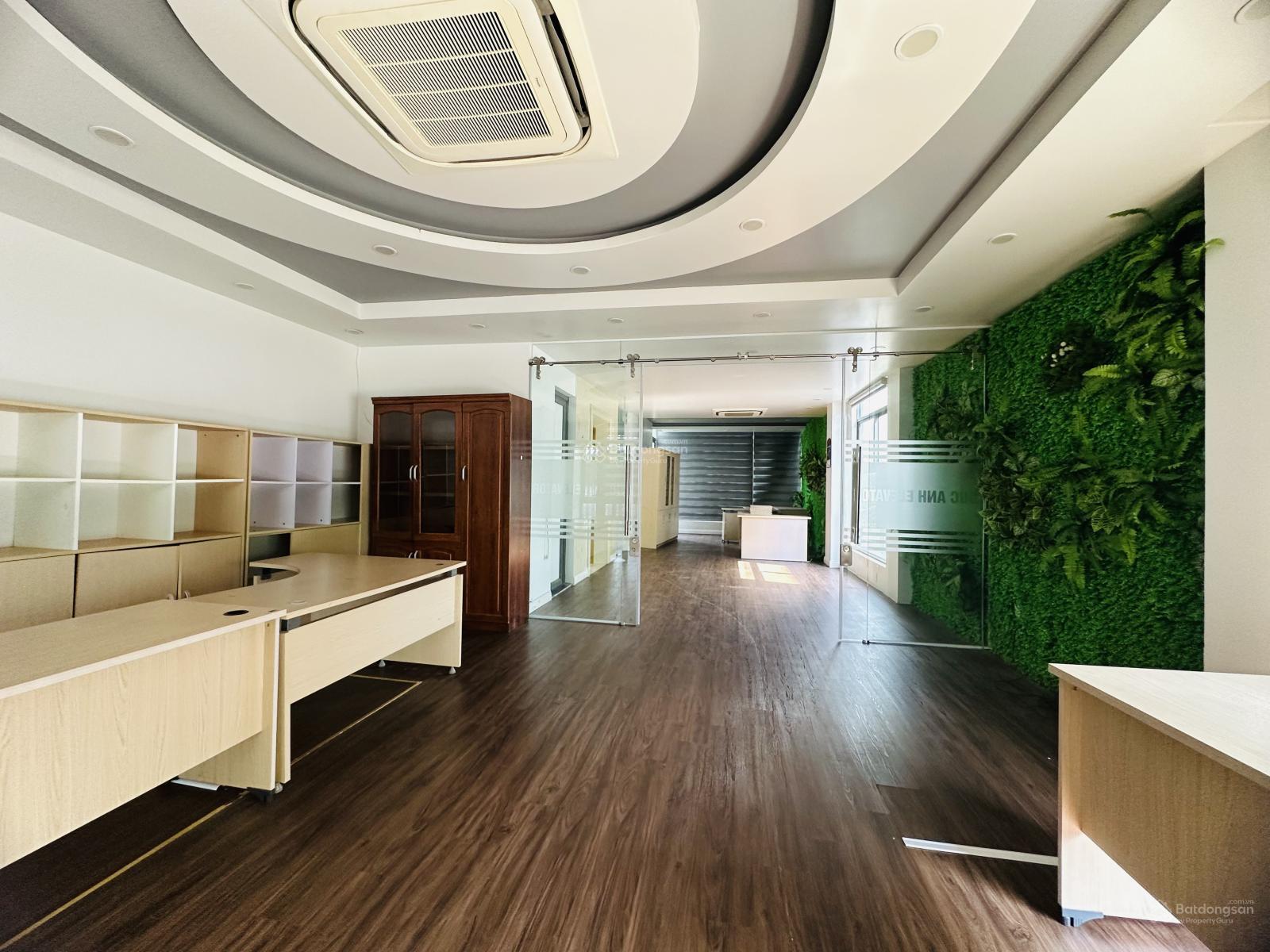 Shophouse mặt đường Bùi Viện 114m² giá 30 triệu - Thiết kế hiện đại, vị trí đắc địa!