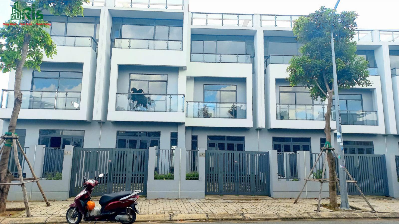 Nhà 4 tầng Khu Đô Thị Đông Tăng Long, Quận 9 - 136m² giá 10.03 tỷ - Sẵn sàng vào ở!