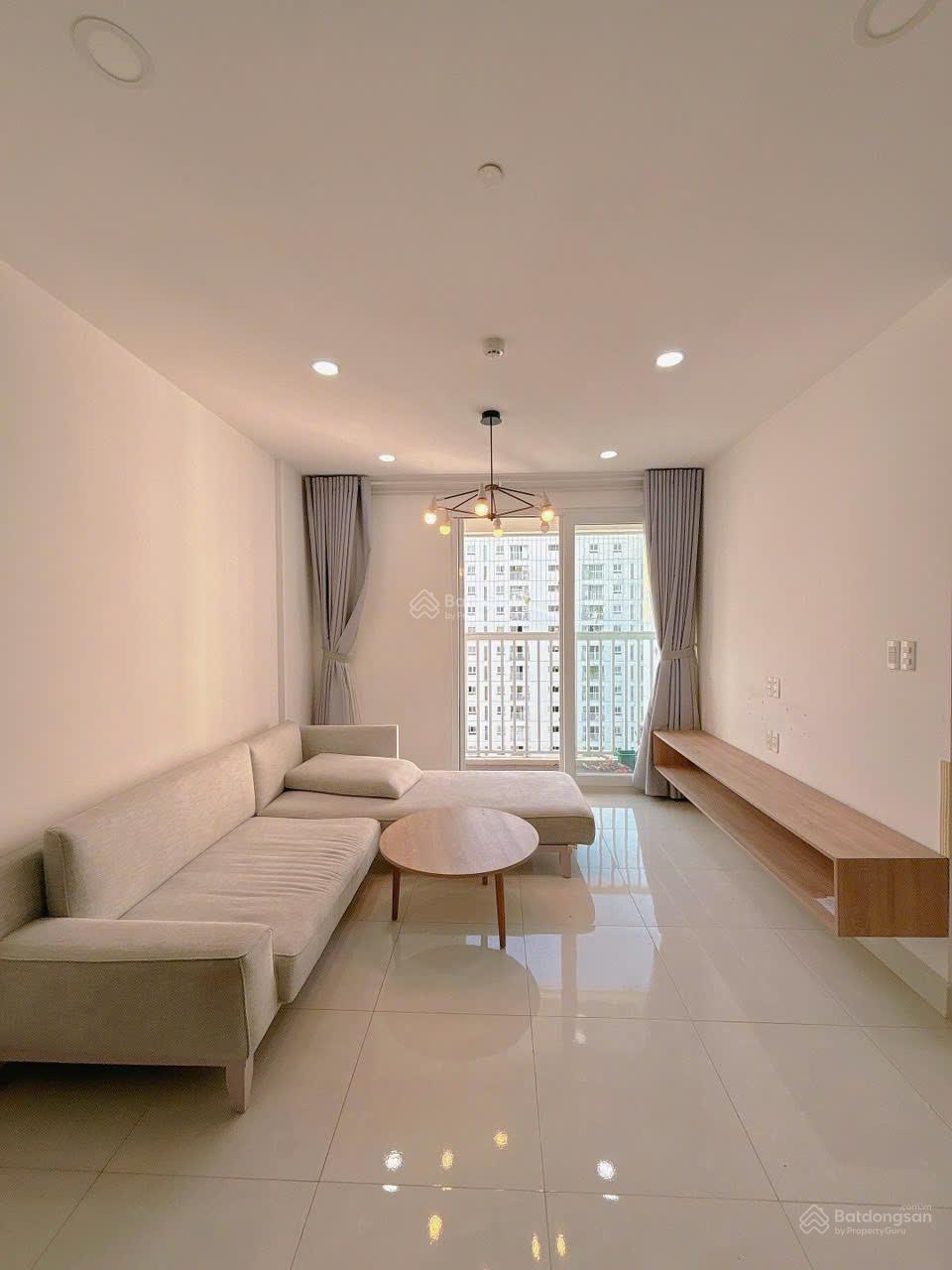 Căn hộ Tara Residence Quận 8 84m² giá 10.5 triệu - Thiết kế thoáng mát với 2 ban công!