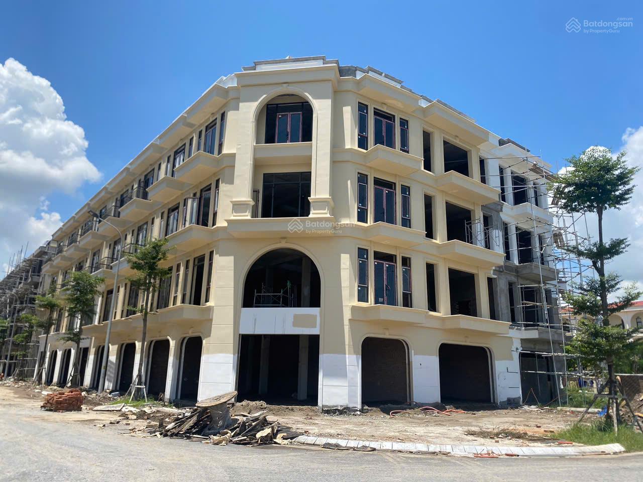 Cho thuê shophouse Hồng Bàng Midtown 93.72m² giá 15 triệu - Đắc địa ngay mặt đường chính!