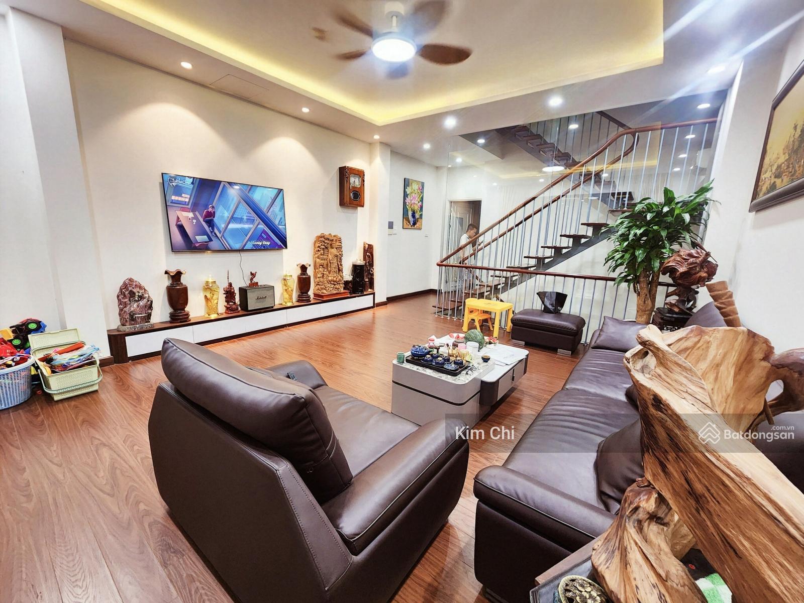 Nhà liền kề Vạn Phúc Hà Đông 58m² giá 15.7 tỷ - Thiết kế hiện đại, 2 mặt tiền đẹp!