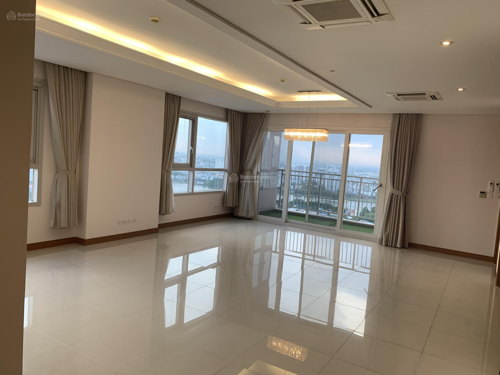 Cho thuê căn hộ Xi Riverview Palace Thảo Điền 200m² - View sông tuyệt đẹp, nội thất cơ bản