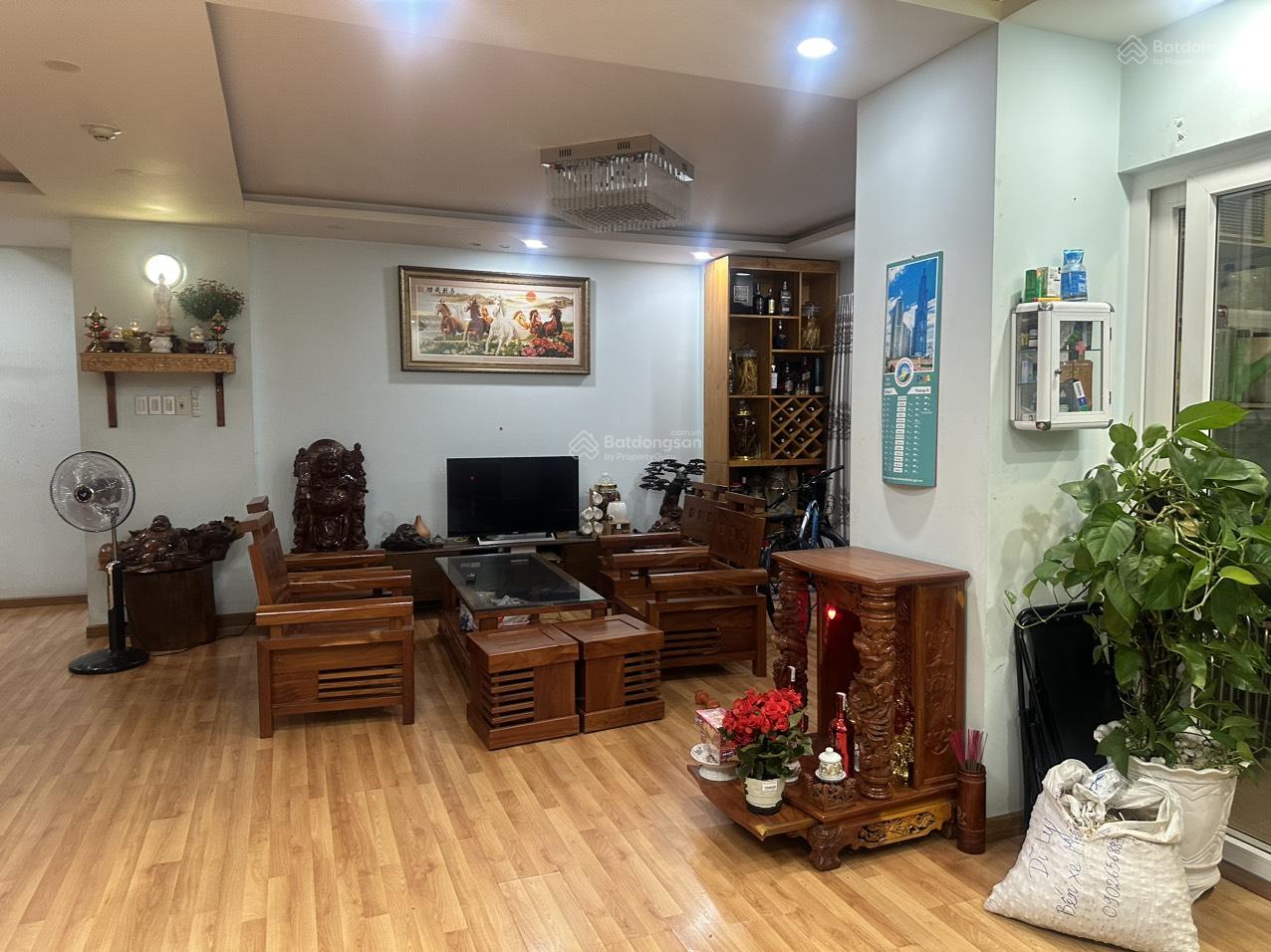 Căn hộ BMC Quận 1 90m² giá 14 triệu - Full nội thất, dọn vào ở ngay!