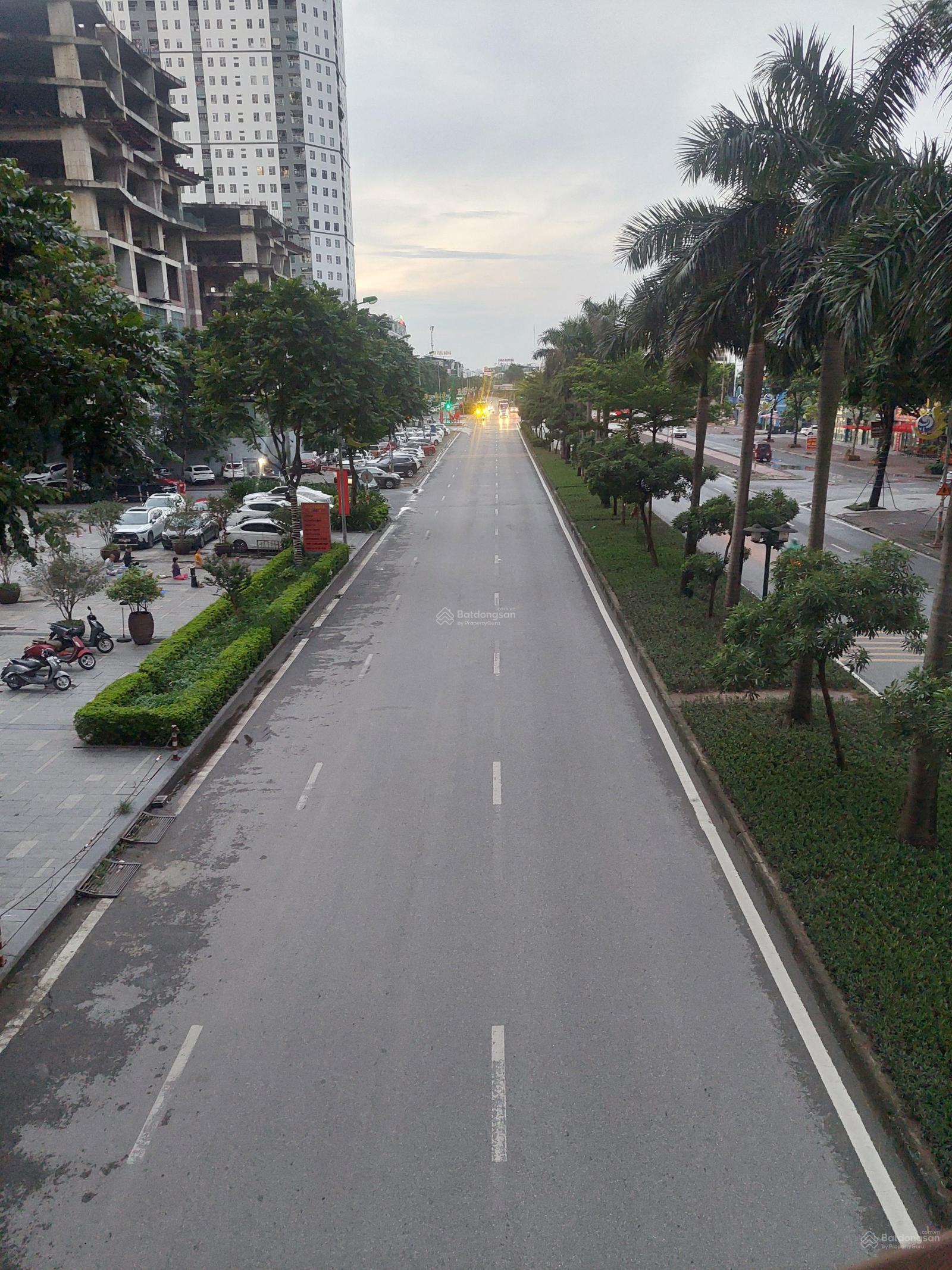 Nhà mặt phố La Khê 62m² giá 18 tỷ - Đầu tư sinh lời lý tưởng!