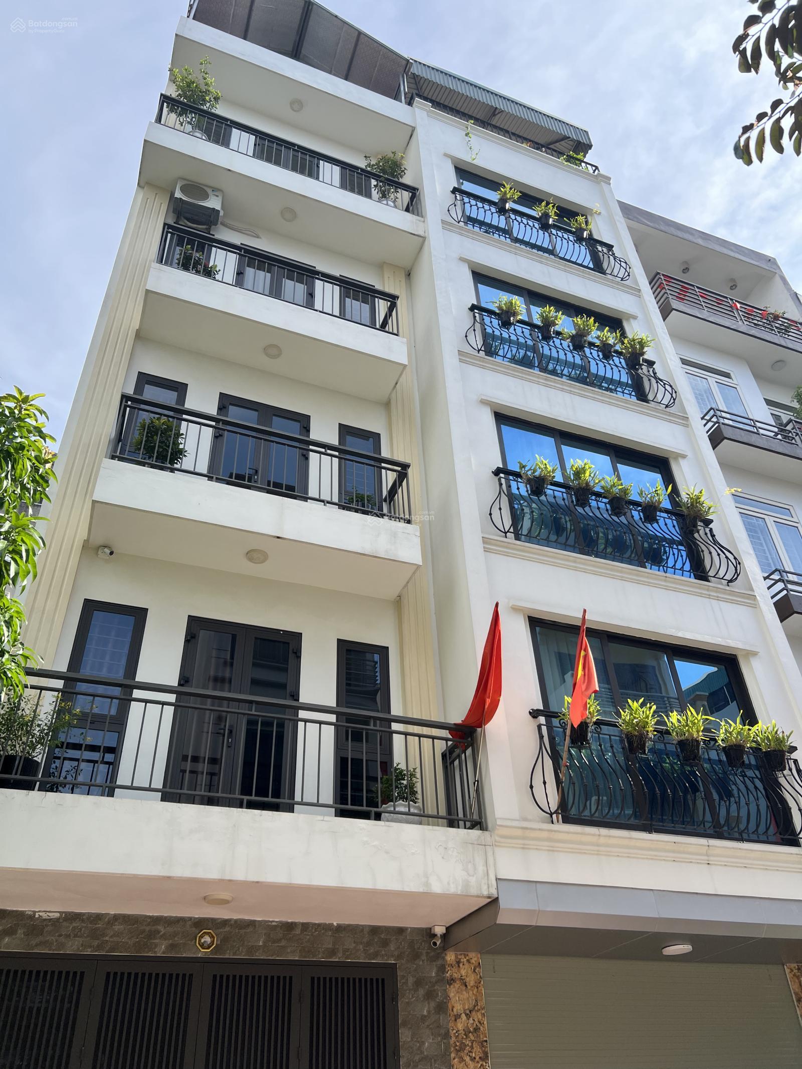 Nhà phố Vạn Phúc 52m² giá 11 tỷ - Vừa ở vừa cho thuê, mặt tiền rộng!