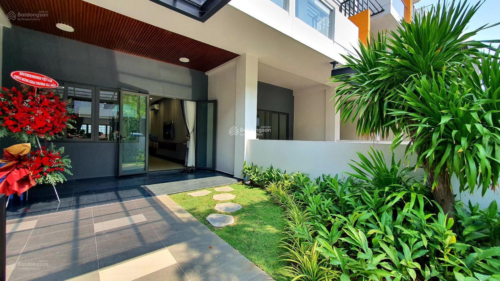 Bán nhà liền kề Lovera Premier - Trịnh Quang Nghị 185m2 giá 14 tỷ - Tiềm năng tăng giá lớn!