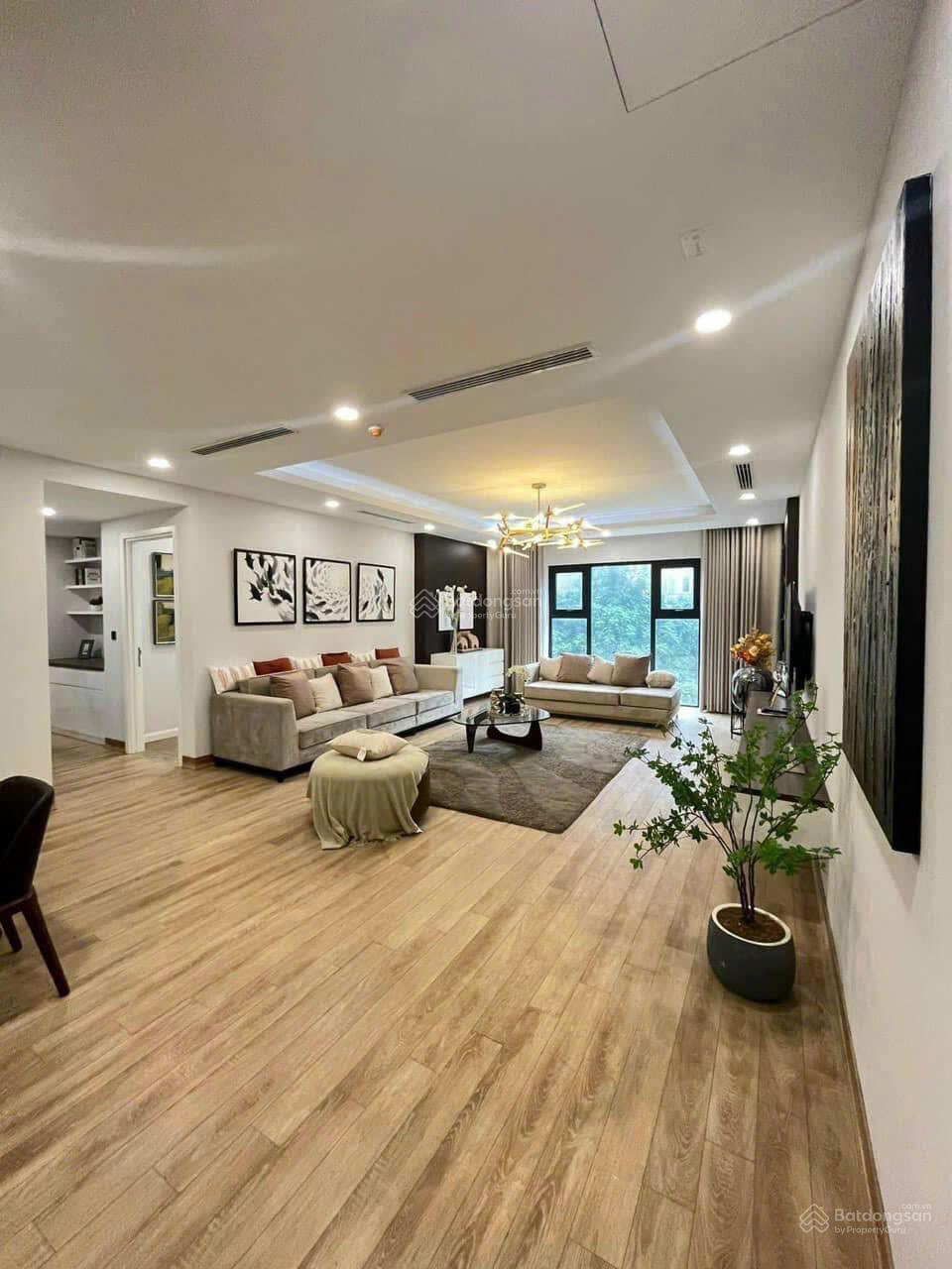 Căn hộ Rose Town 79 Ngọc Hồi 94m² giá 6.5 tỷ - Căn góc đẹp nhất tòa!