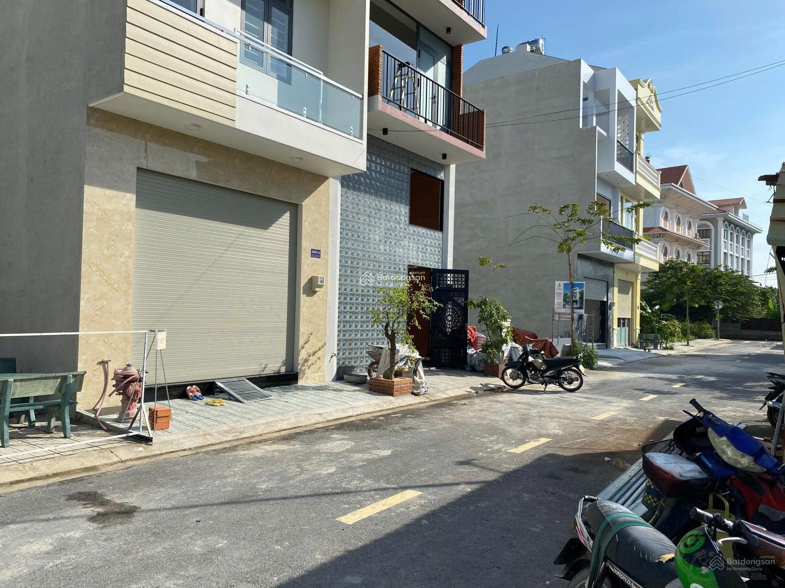 Đất nền Hữu Nghị, An Phú, Thuận An 80m² giá 3.2 tỷ - Pháp lý đầy đủ, tiện ích xung quanh!