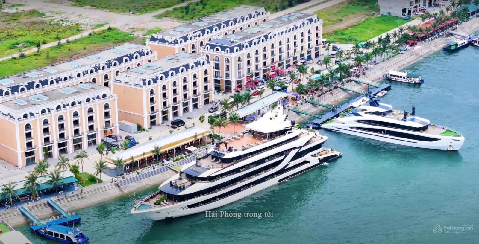 Townhouse đẹp Tuần Châu Marina Hạ Long 108m² giá 4.8 tỷ - Thiết kế hiện đại, sẵn sàng vào ở!