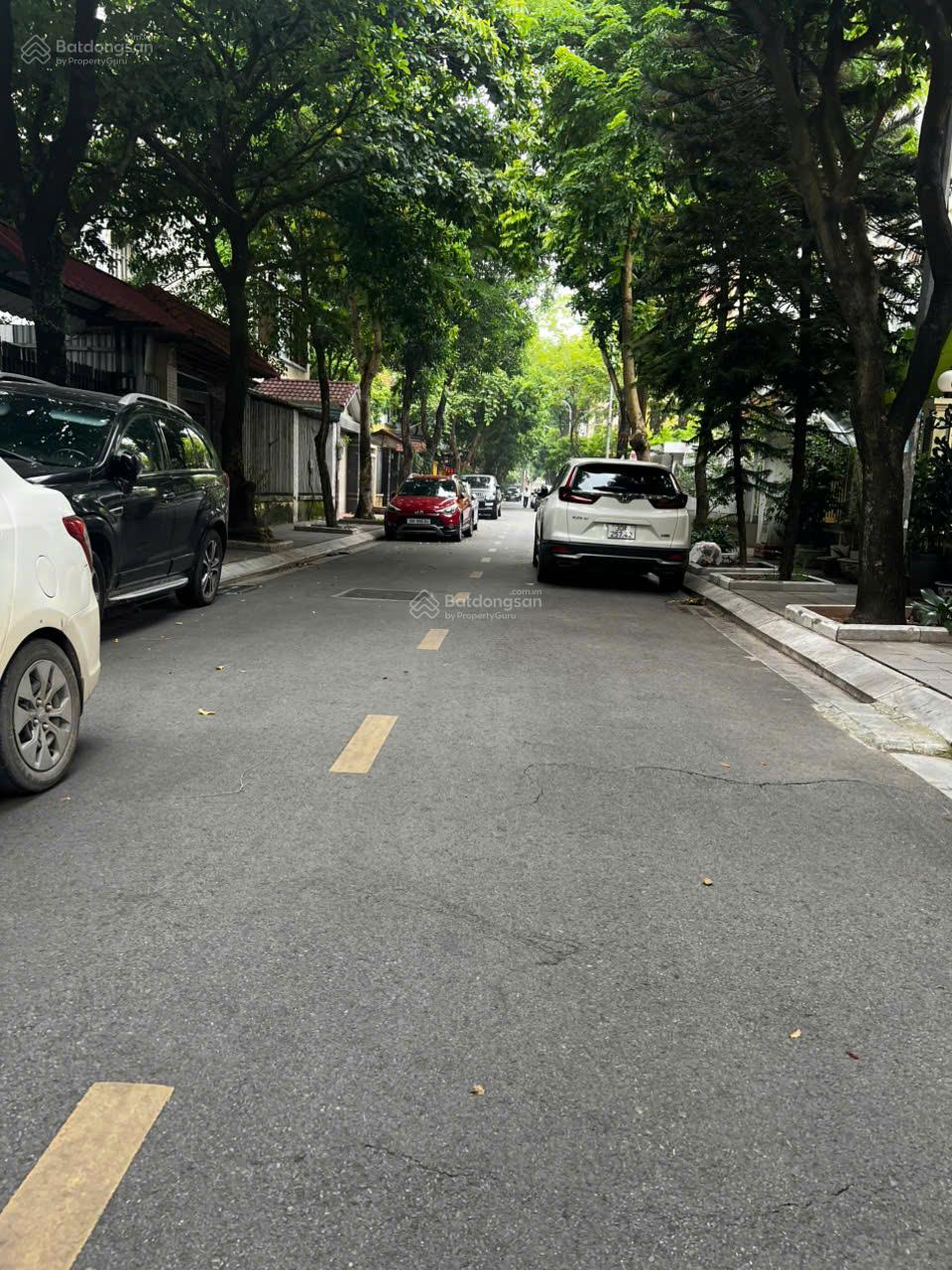 Biệt thự Yên Hòa Cầu Giấy 200m² - Nhà hoàn thiện đẹp hướng Tây!