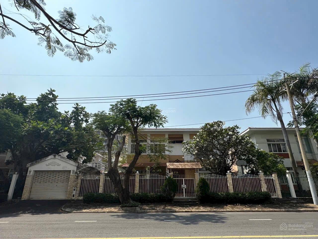 Biệt thự Mỹ Tú 2, Quận 7, 396m² giá 150 tỷ - Đầu tư sinh lời lý tưởng!