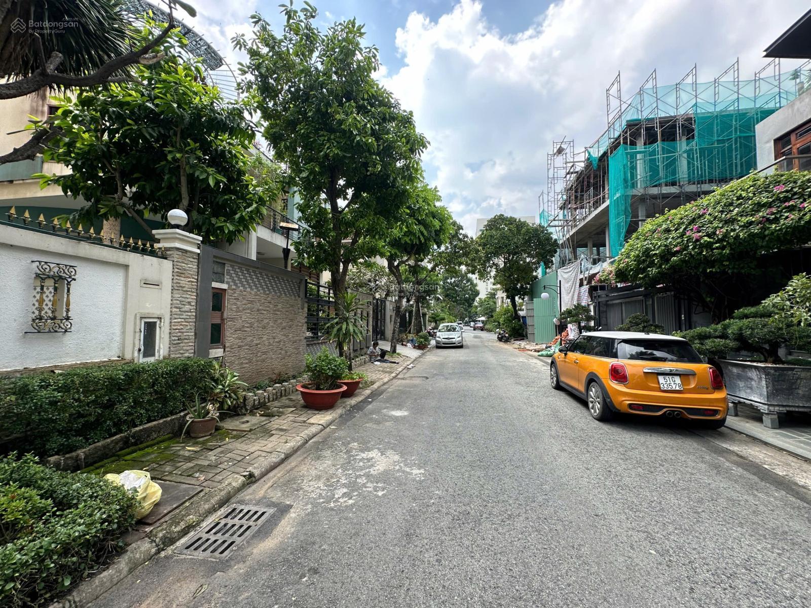 Biệt thự liền kề Lý Long Tường, Q7, 270m² - Giá tốt, mặt tiền rộng kinh doanh!