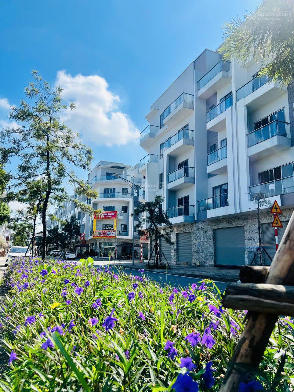 Căn liền kề Him Lam 75m² giá 7,5 tỷ - Tiềm năng sinh lời cao!