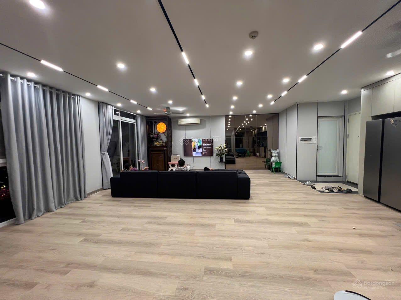 Căn hộ Usilk City toà 102, Hà Đông 88m² giá 5,85 tỷ - Chính chủ, sổ đỏ